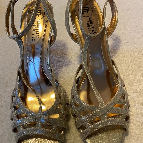 Mootsies Tootsies Shoes - Gently Used Heels By MOOTSIES TOOTSIES - Box 66